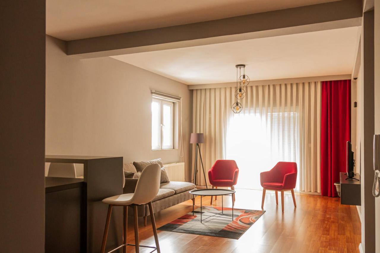 Parta Apartment Pristina Exteriör bild